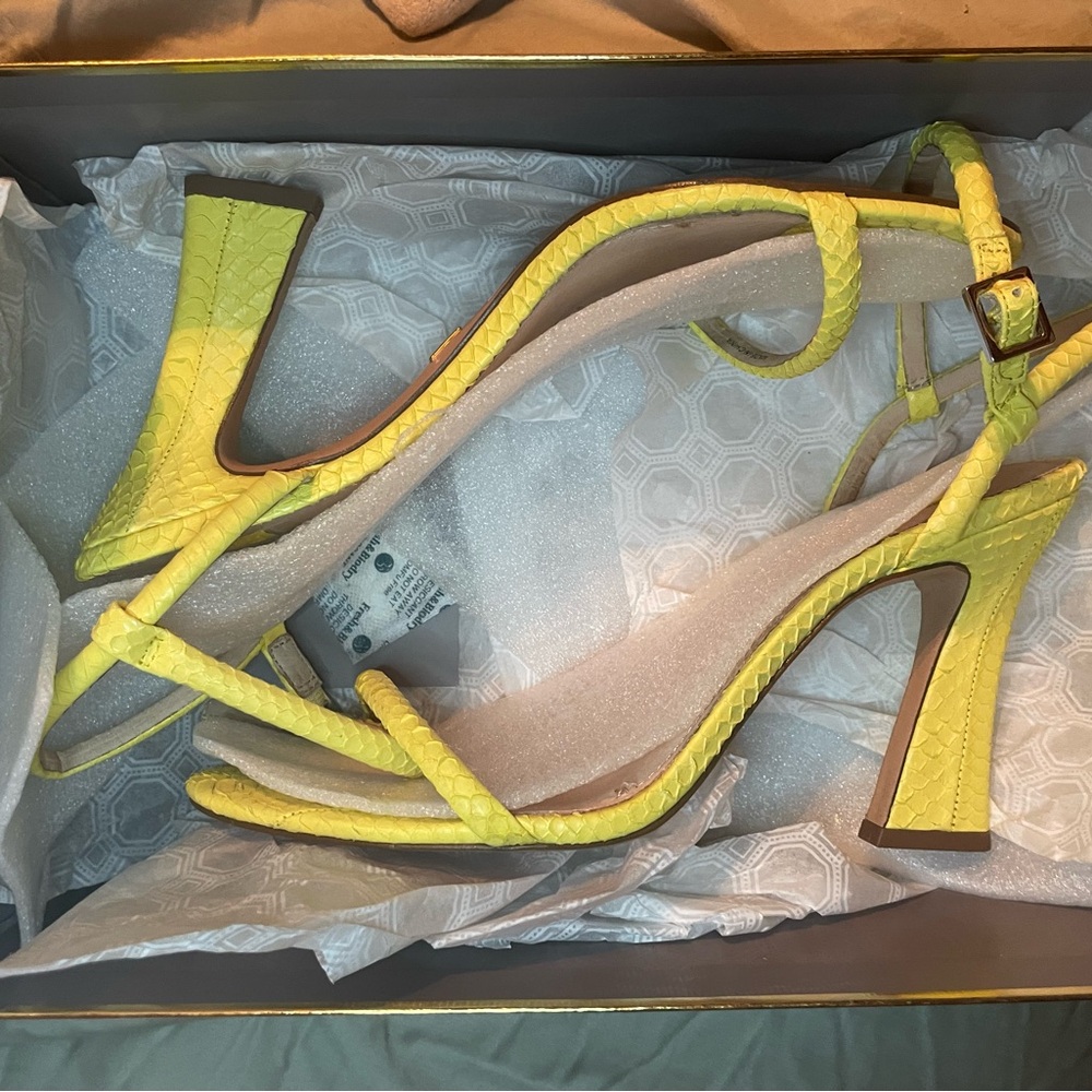 💛Louise et Cie Yellow High-Heeled Sz 9.5 Sandals🌟 - Picture 7 of 8
